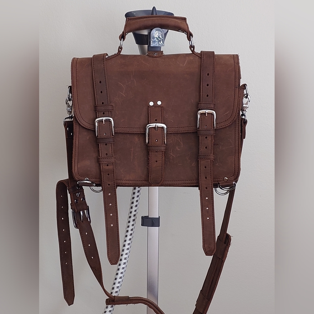 NWT Vagabond Leather Traveler Case